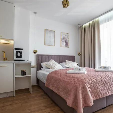 Solek Apartamenty I Pokoje Goscinne Großmöllen Exterior foto